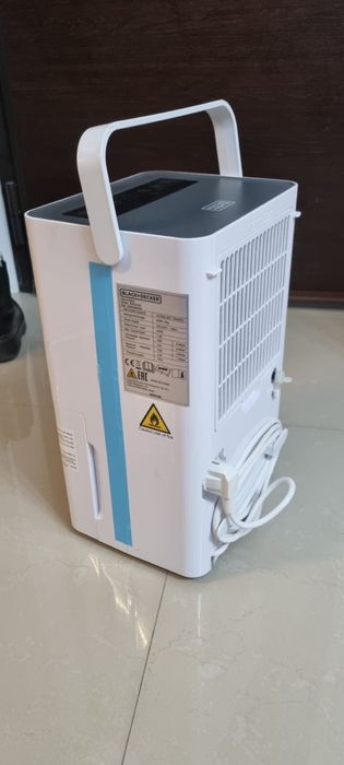 Dezumidificator Black and Decker