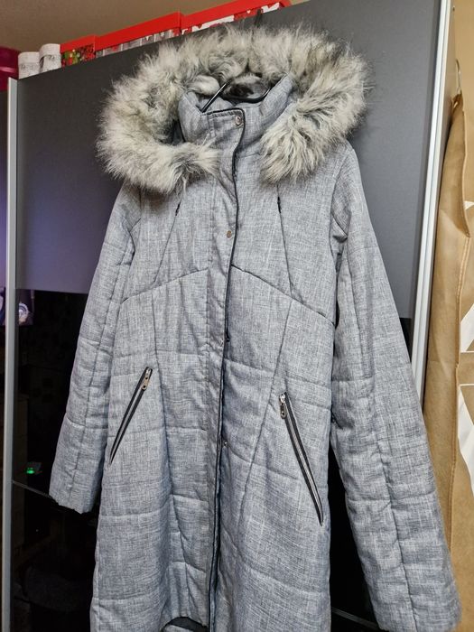 Geaca iarnă călduroasă.