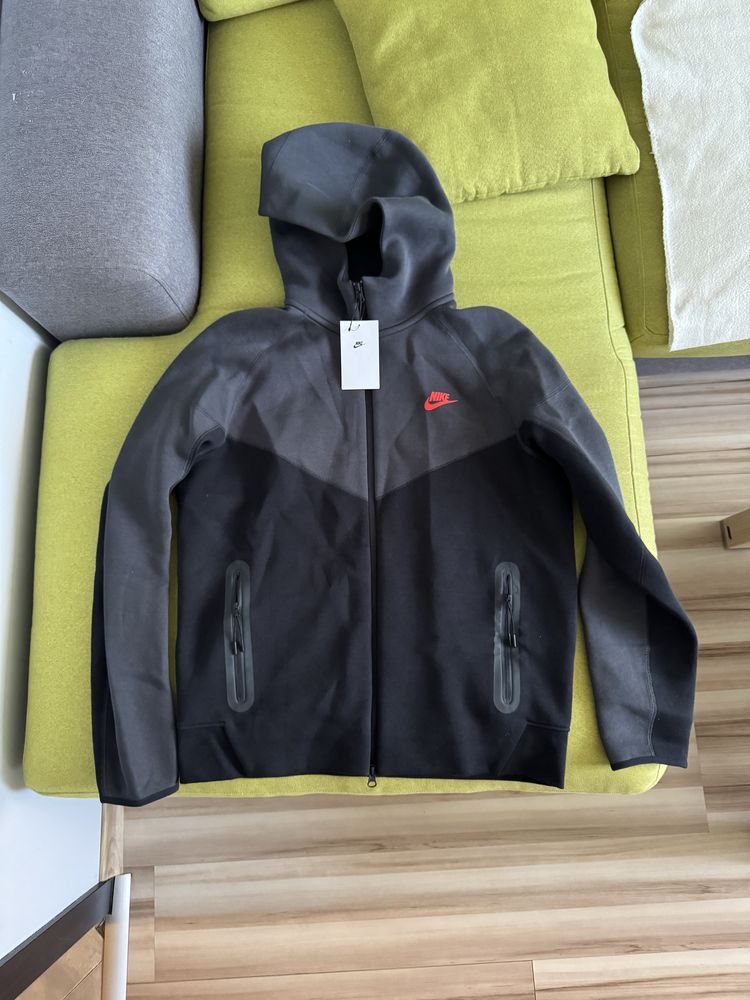 Nike Tech Fleece горнище