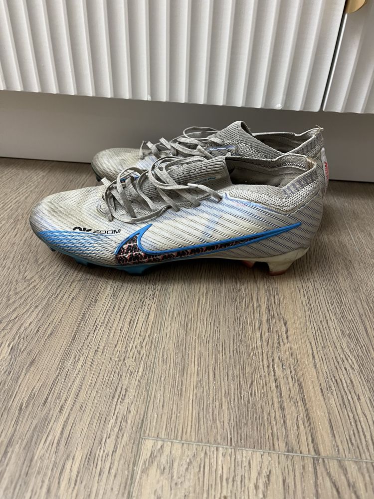 продам бутсы Nike Mercurial
