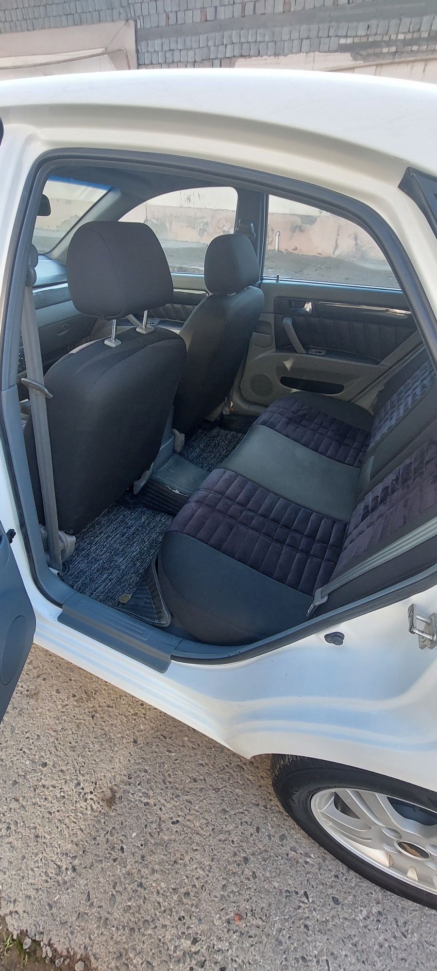 Продаётся Chevrolet Lasetti 1.8