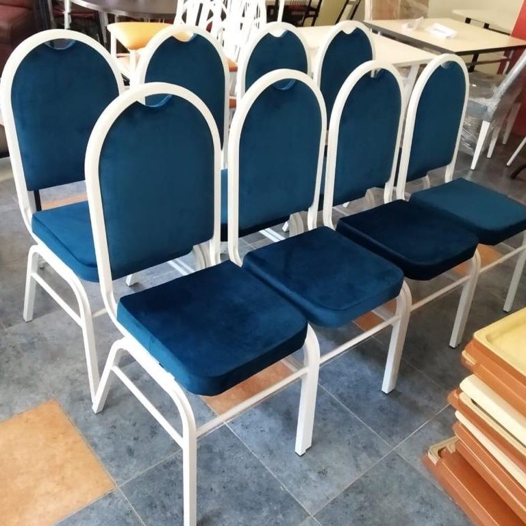Банкетные стулья Стол.Стул для кафе и ресторанов  Металлический стулья