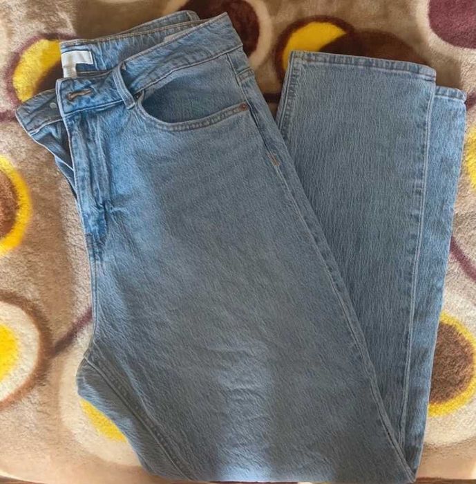 bulgi mom H&M talie inalta