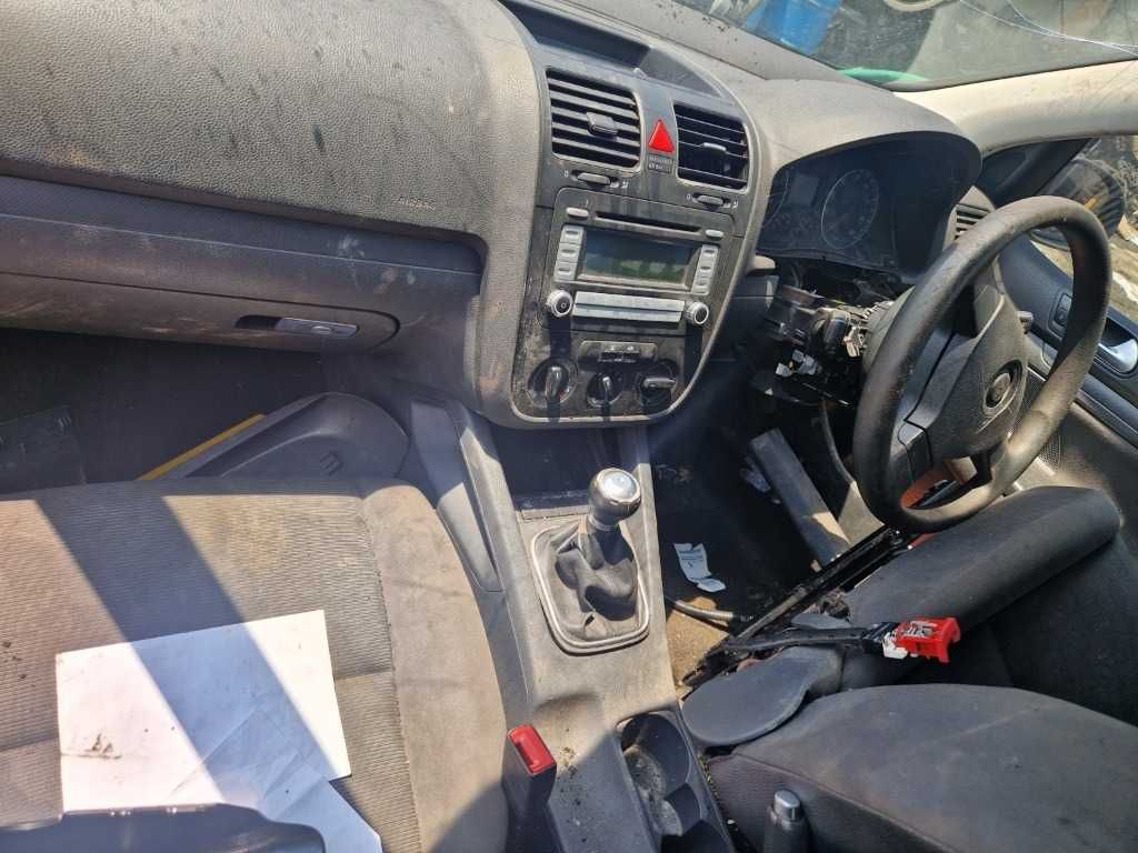 VW Golf 1.6fsi 116кс за части