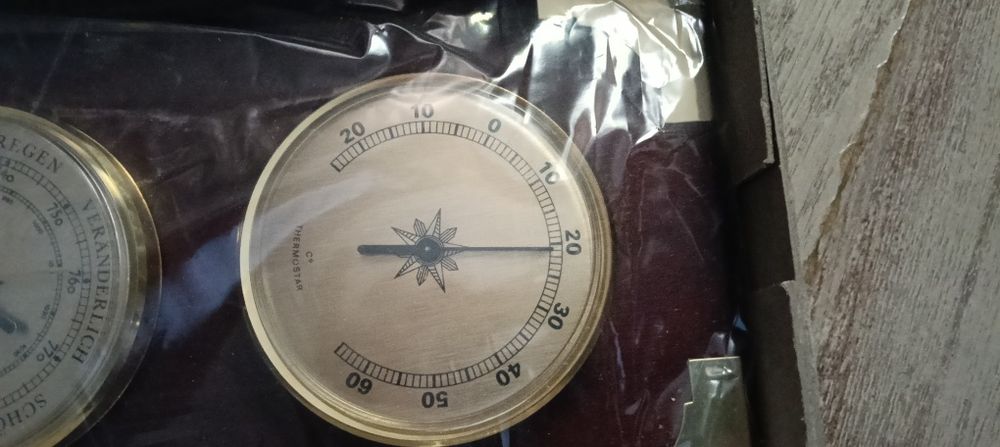 Termometru barometru higrometru nou din mahon