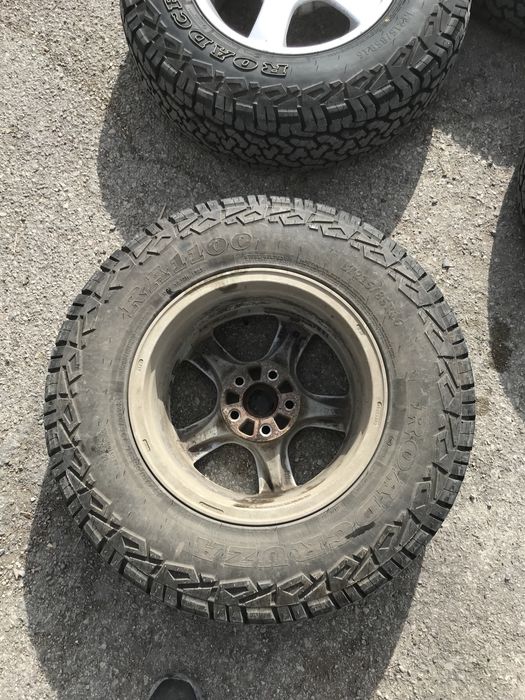 Гуми с джанти алтерен за Jeep Cherokee 5x114.3  16 и гуми 215/85/16