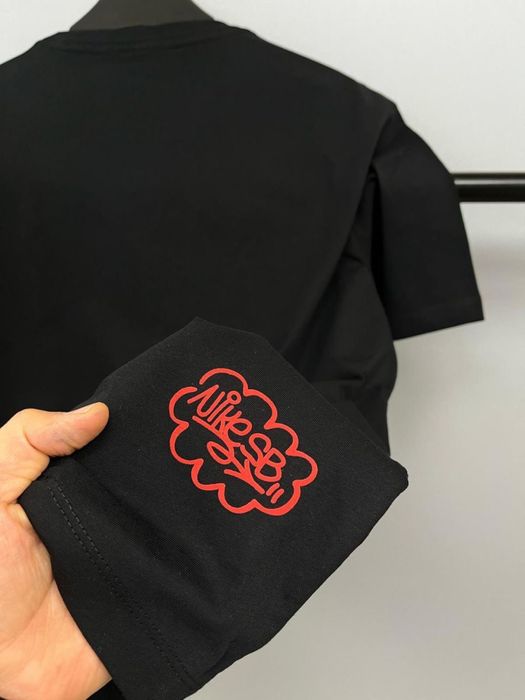 Мъжка тениска Nike SB Топ цена 19.5 лв