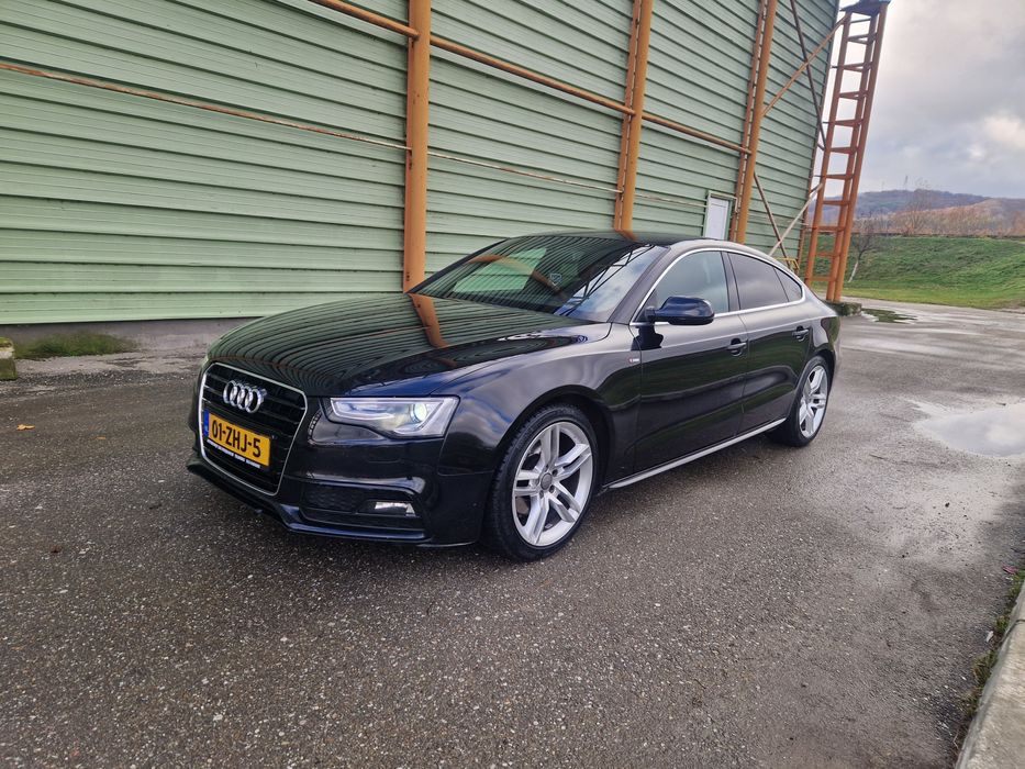 Audi A5   S Line 1.8 benzină  An 2013