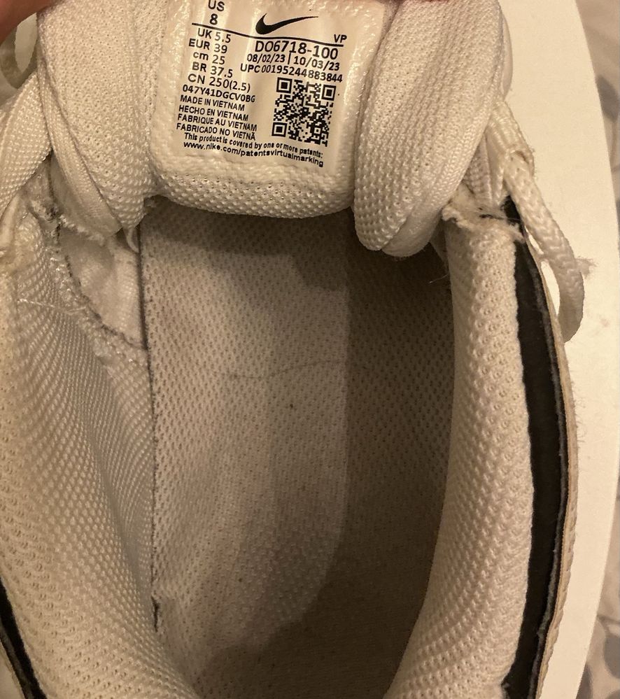 Обувки Nike 39 номер