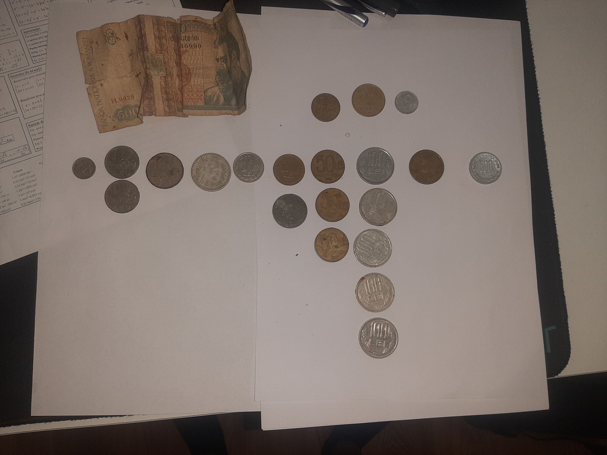 Vând monezi vechi +o bancnotă