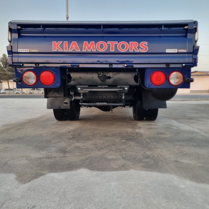 Сотилади 
Bongo |||  1.2 тон 
Борт тункаси йанги 3.40 см 
752-эълон ра