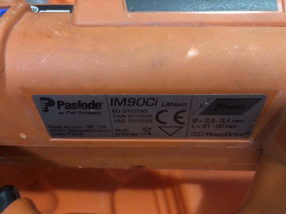 Pistol cuie Paslode IM90CI la cutie complet