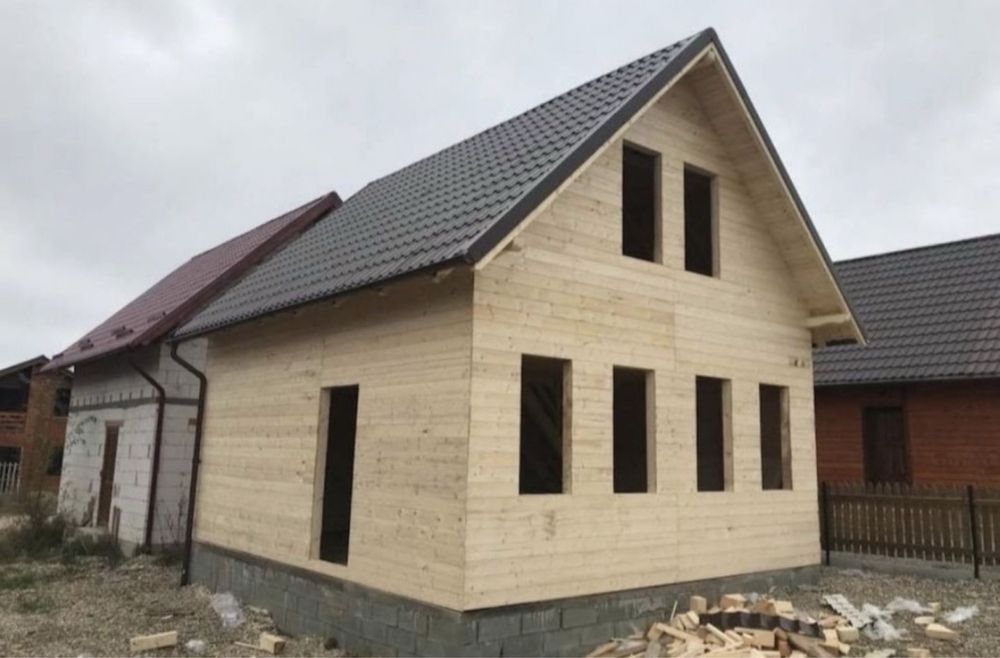 Vand cabane din lemn
