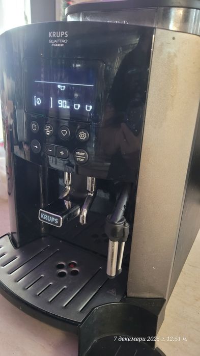 Кафе-автомат KRUPS със система за капучино