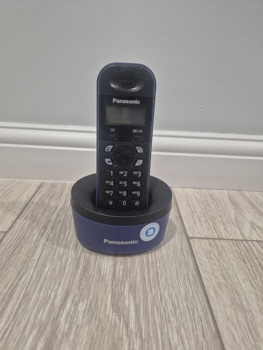 Продаю домашний радиотелефон Panasonic