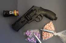 Model Mai Nou!! Pistol Airsoft *Cu Bile De Cauciuc* ~ PUTERNIC 200M/s