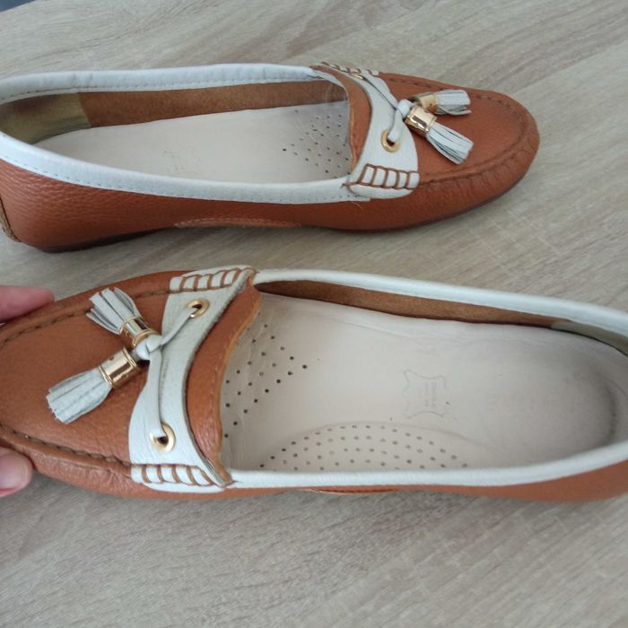 Кожени мокасини размер 37