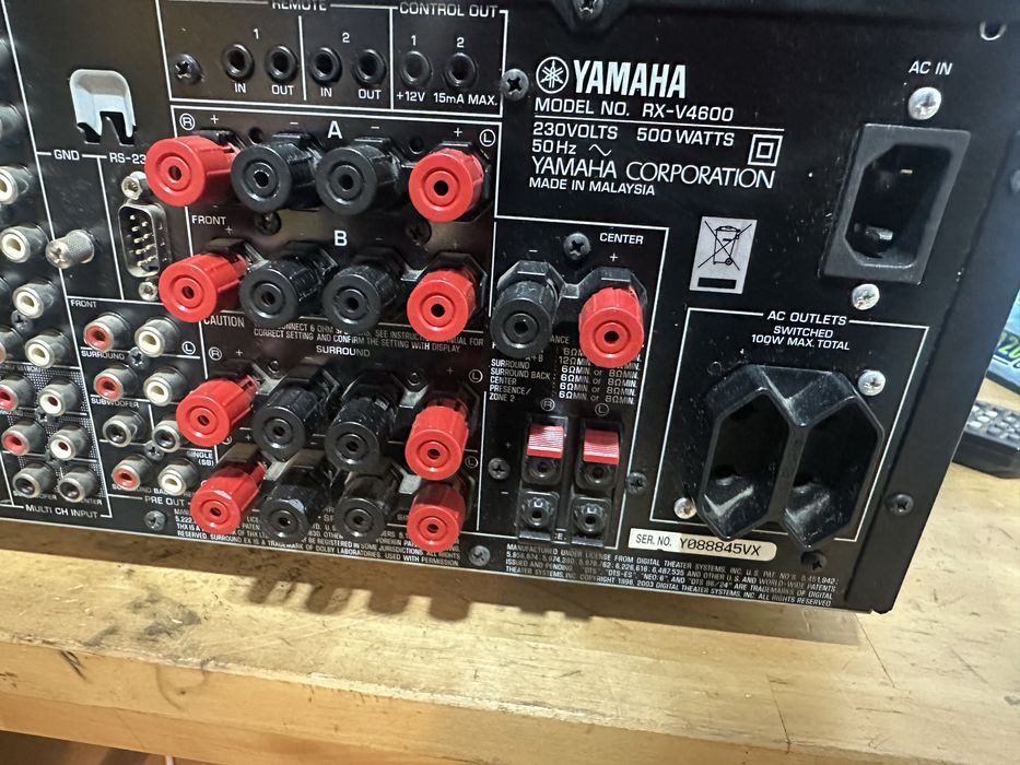 amplificator yamaha 7.1  rx-v4600