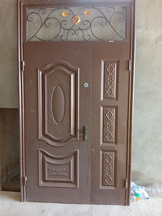 Котта эшик сотилади