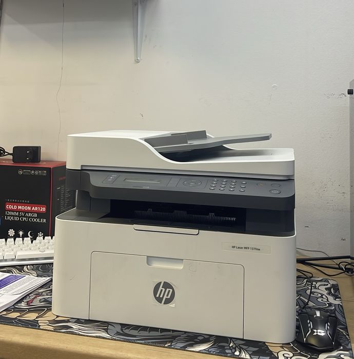 МФУ принтер HP LaserJet MFP 137fnw