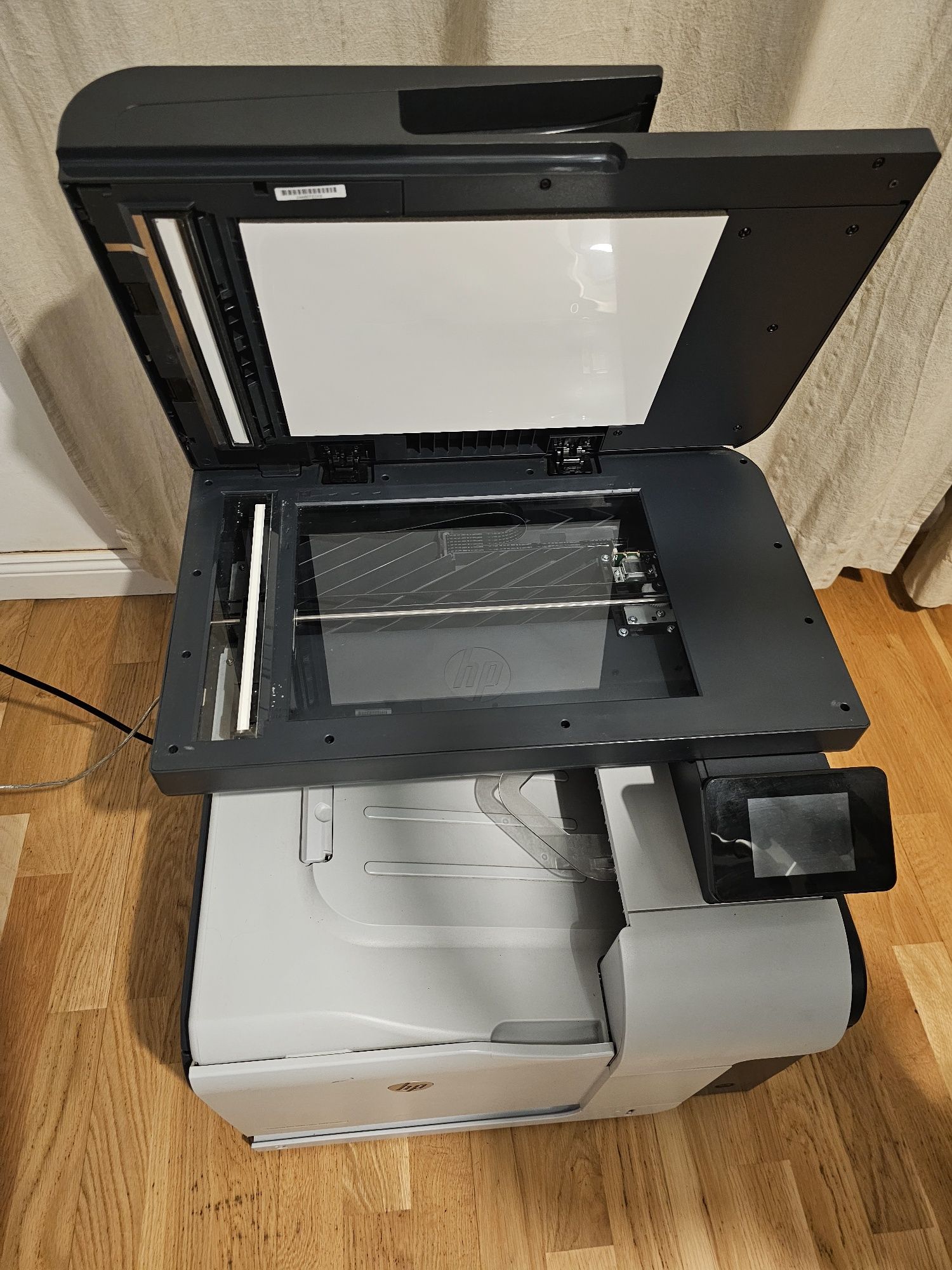 HP LaserJet Pro 500 Echipament MFP color M570dn, Imprimare,copiere,sca