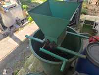 zdrobitor struguri