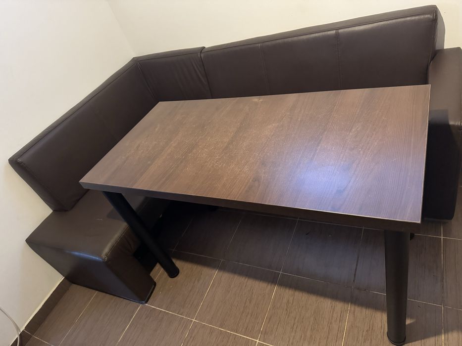 Masa bucatarie si coltar