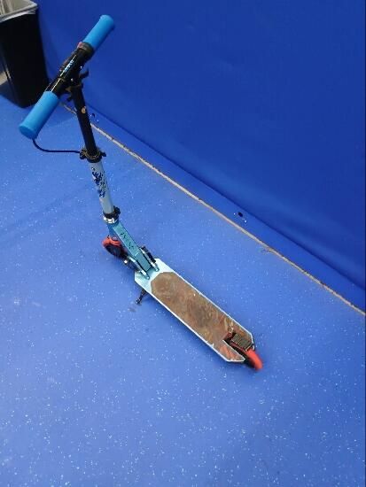 Trotinetă cu Suspensie şi - produs resigilat - (SecondHand) Decathlon