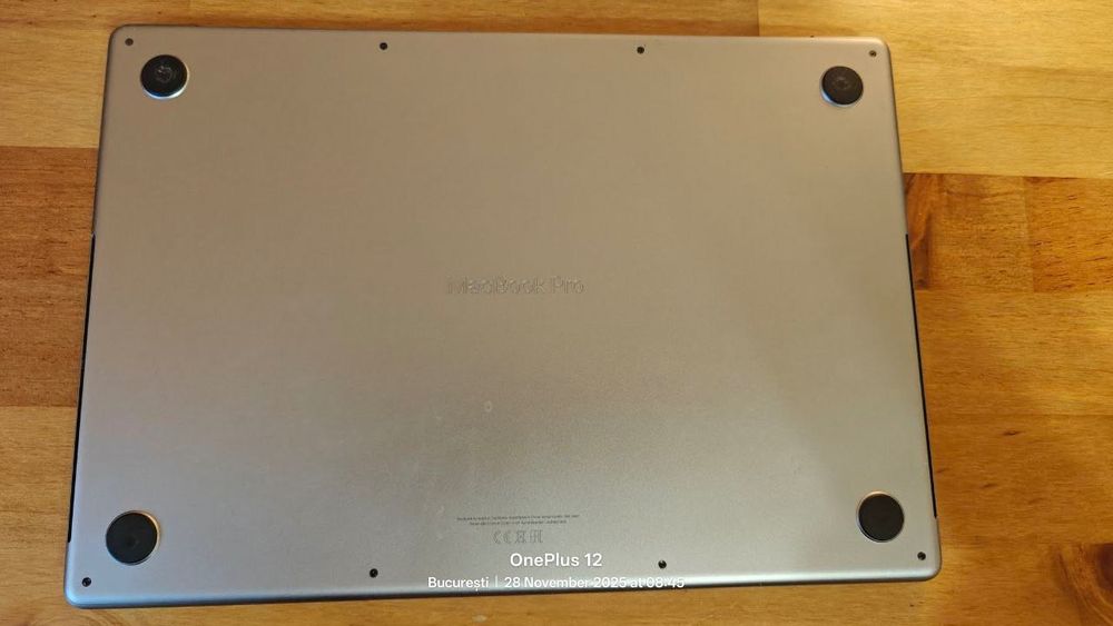 MacBook Pro 16 inch M1 32Gb 512Gb (doar 79 cicluri)