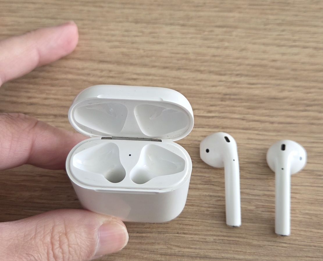 Apple AirPods 1gn – модел A1523 оригинални