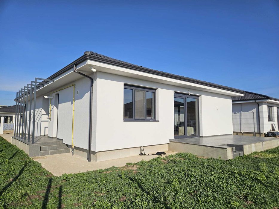 Casă la cheie, de vanzare, 3 dormitoare, Oradea, Cartierul Viena