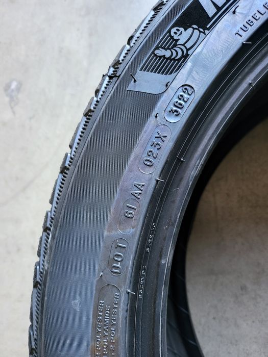 255/45/20//235/50/20 MICHELIN