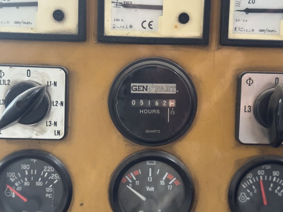 Дизельный генератор Caterpillar на 22кВт