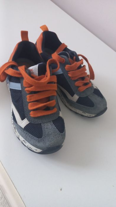 Adidasi baieti,piele naturala.