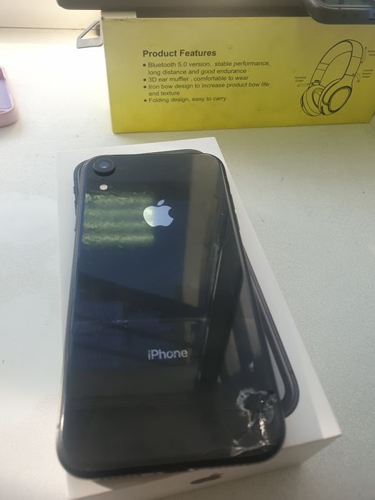 Продам  айфон Xr