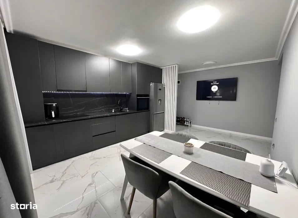 Apartament 3 camere in Floresti pe strada Eroilor