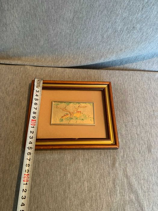 малка картина на златен лист