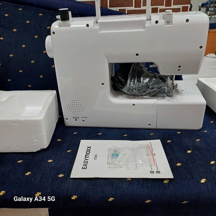 нова домашна шевна машина