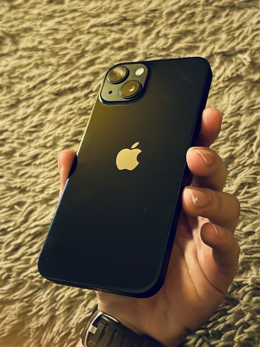 iPhone 13 Black 128gb 10/10