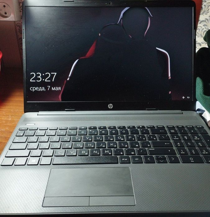 Продаю ноутбук .