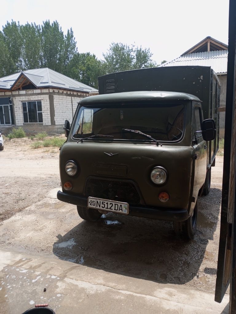 UAZ 452 D Bartovoy