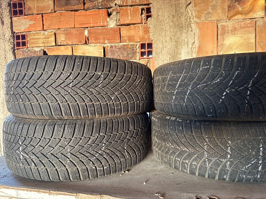 225/55/18 Bridgestone blizzak lm005