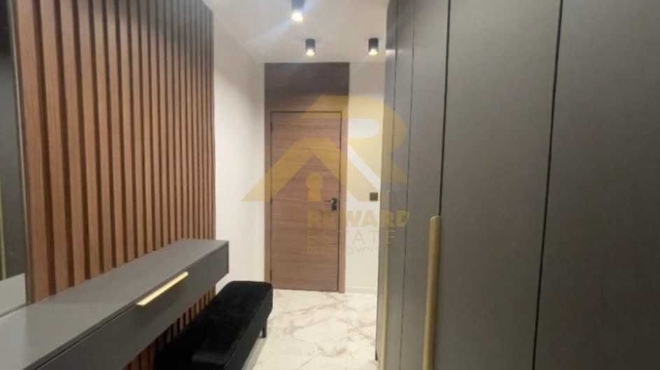 Продава се Тристаен апартамент в София, Център - 75 кв.м за 2520 €/кв.м - Снимка #9