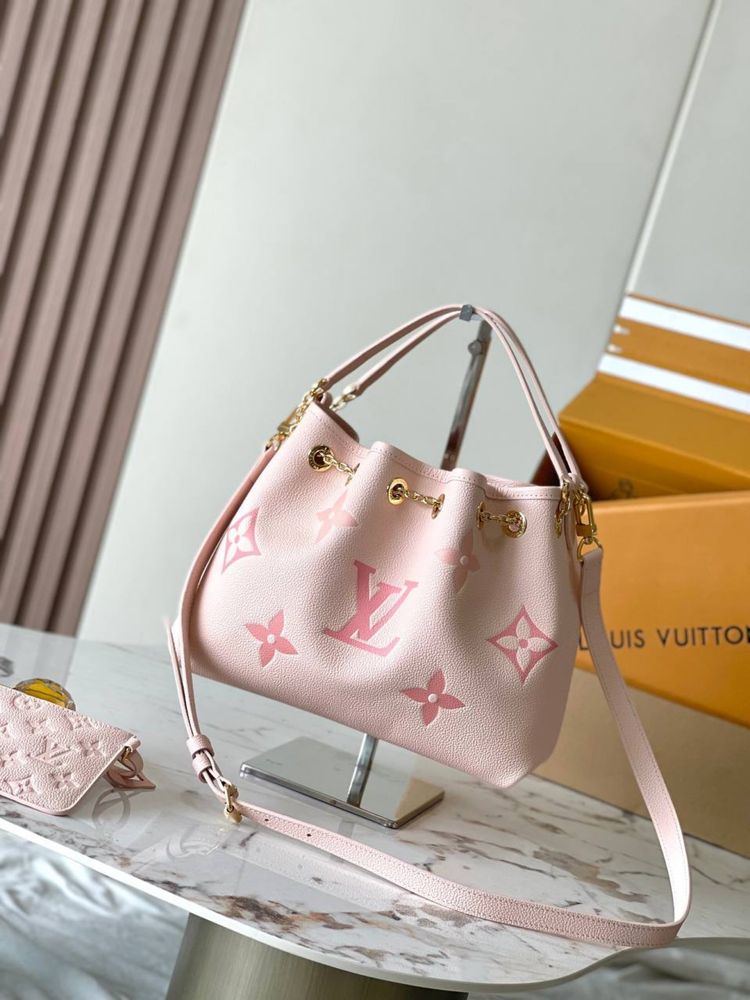 Geanta Louis Vuitton Bundle