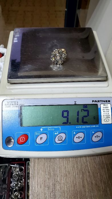 Inel din aur de 14K cu diamante naturale țintuite în argint