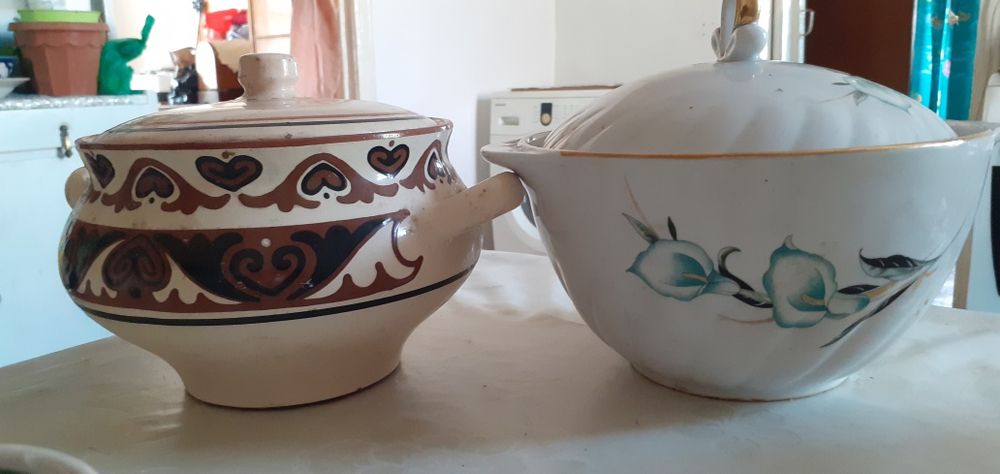 Продам супница керамическая 1000т.за одну супницу.