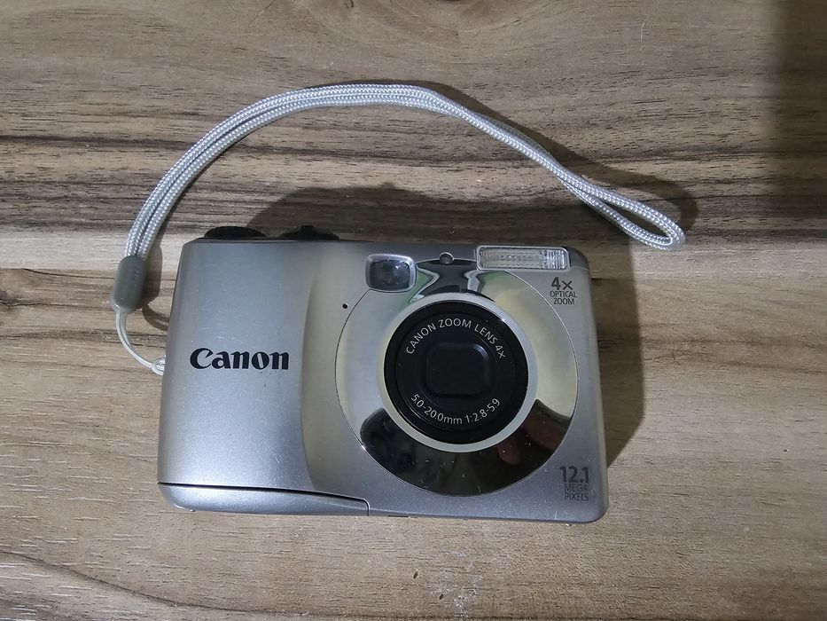 Дигитална камерка Canon PowerShot A1200 – 12.1 MP, с подарък SD карта