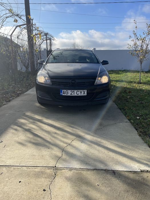 Opel astra H GTC 1.4 90 CP