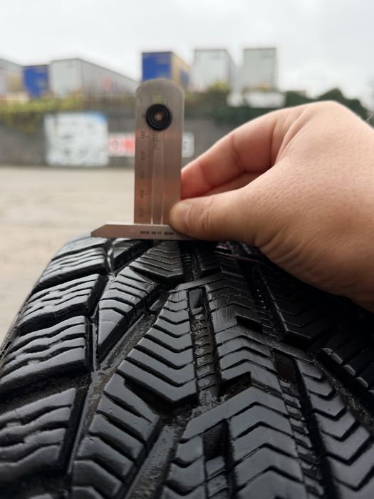 Ricen snow 205/60/16 2br