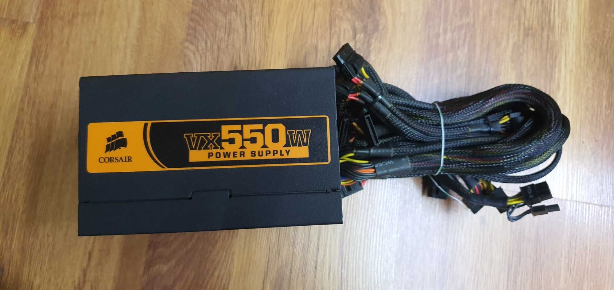 Sursa Corsair WX550W